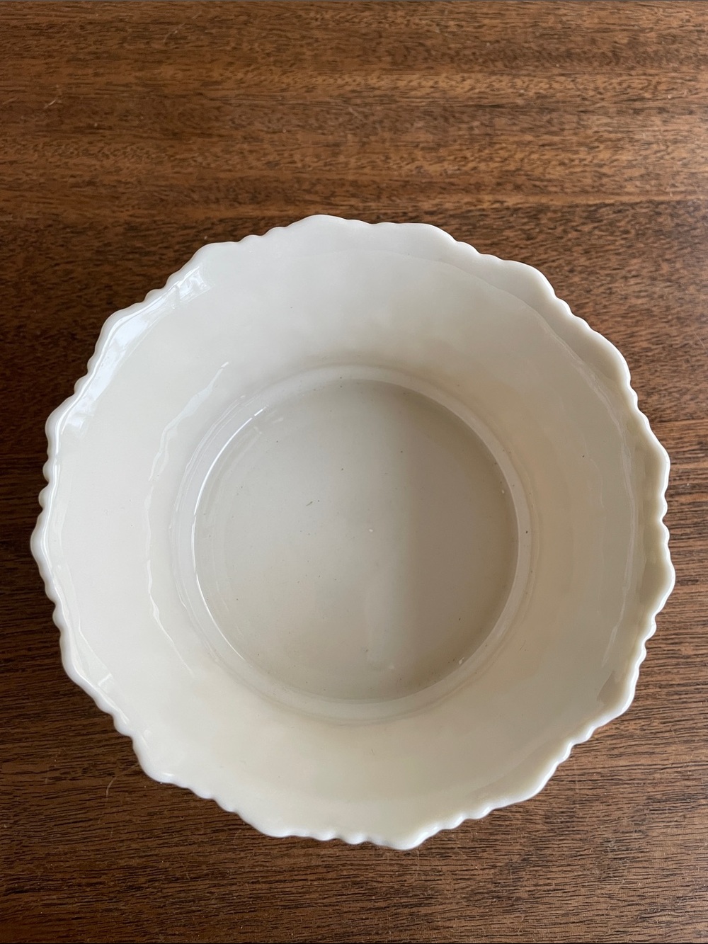 Lenox White Ceramic Bowl with Gold Logo Mark - Picture 4 of 6